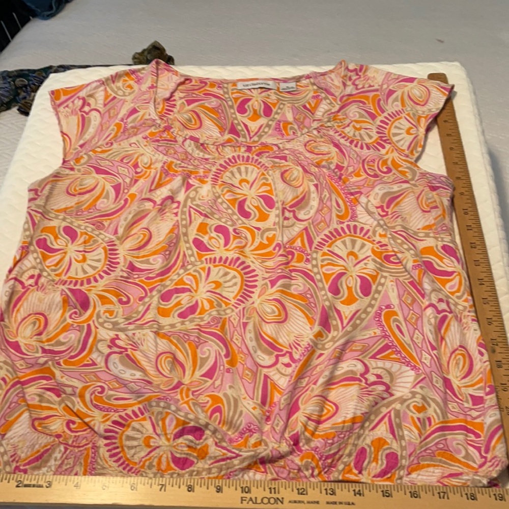 Liz Claiborne Pink and Orange Patterned Top